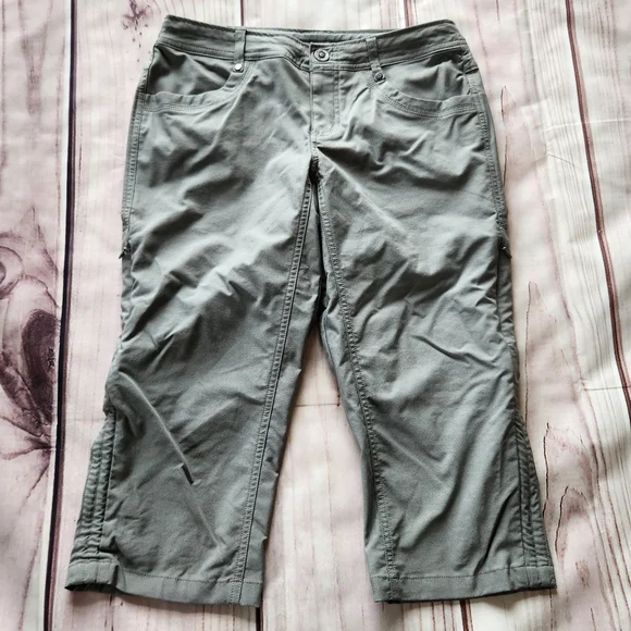 Kuhl "Trekr Kapri" Capri Pants Sage Green Hiking Gorpcore | Women's Size 4 - Picture 3 of 13